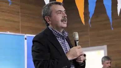 Bakan, Müfredat Eleştirilerine Karşı: Devam Edeceğim!
