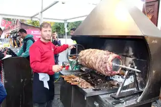 Batman'da Lezzet Şöleni: Çağ Kebabı Fırtınası