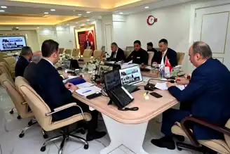 Batman'da Depremzedelere Ahır Desteği