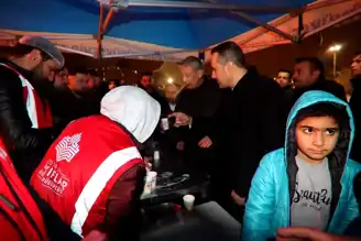 Berat Kandili'nde 7500 Kişiye İkram