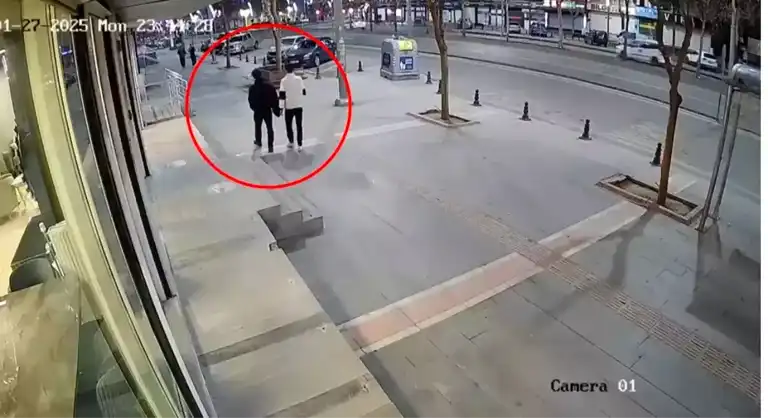 Batman'da Sokak Gaspı: Cep Telefonları Çalındı
