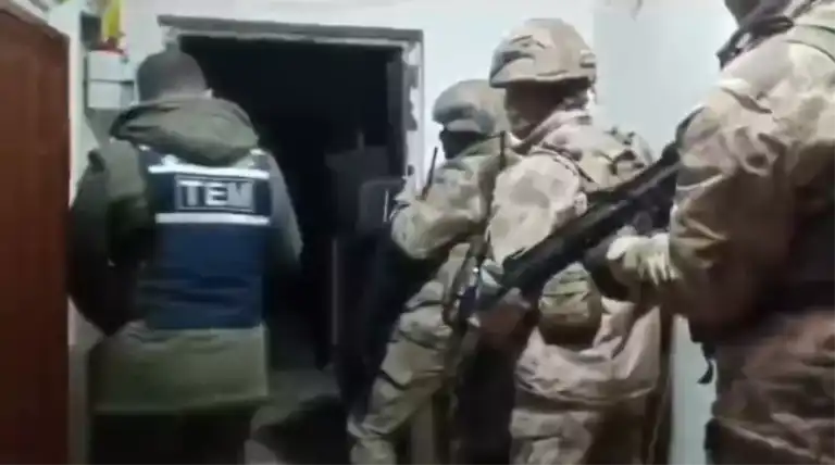 Güneydoğu'da Terör Operasyonu: 3 Gözaltı