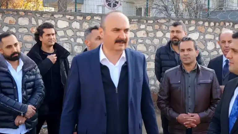 Kent Meydanı Yenileniyor